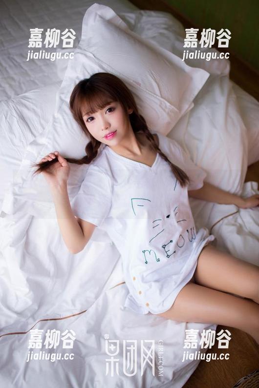 GIRLT果团网 - 这不是平凡的裸足！高清龚玥菲写真下载，让你也能跟脚步走！