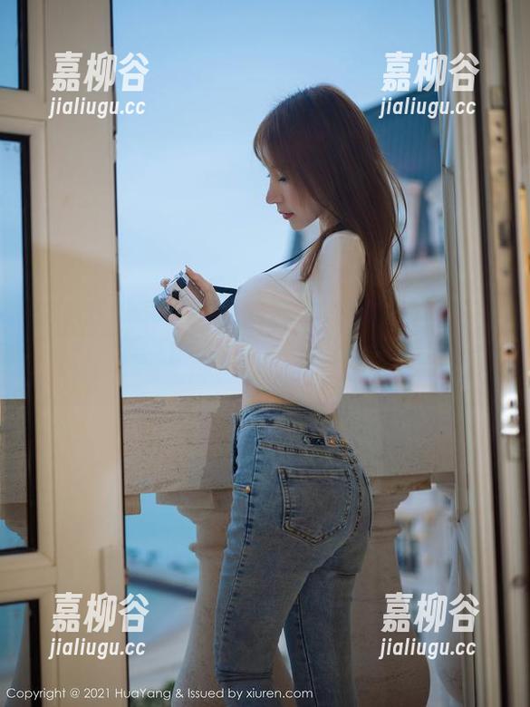 HuaYang花漾 - 田冰冰的清纯高清写真，瞬间治愈你的心情！