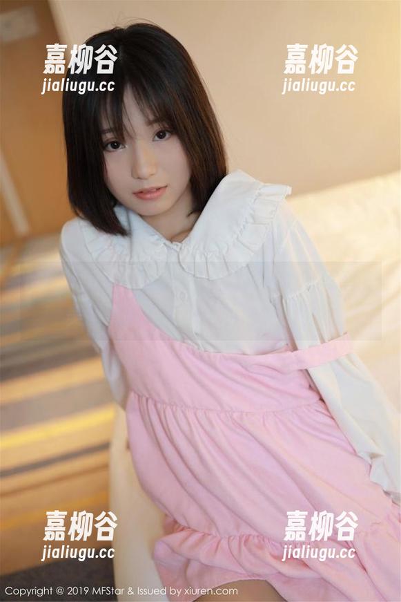 MFStar模范学院 - “揉揉肉肉”写真，美图背后藏着怎样的清纯秘密？