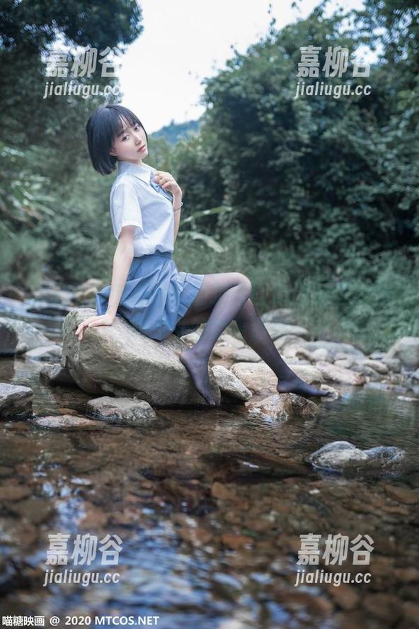 这里是秘密基地！喵糖映画原图精选jk制服少女的娇羞时刻