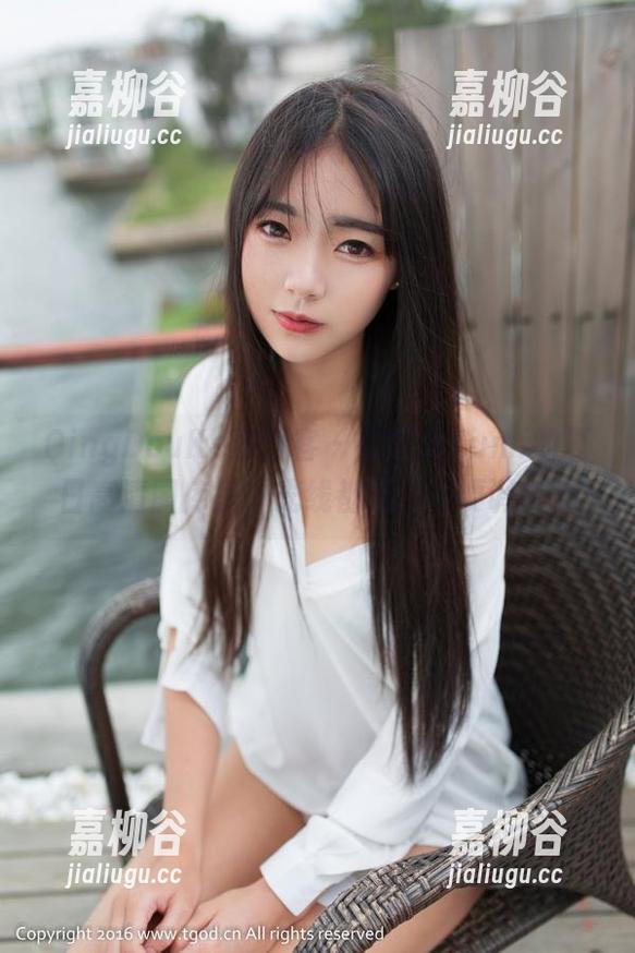 QingDouKe青豆客 - 在尤美Yumi的夏日高清图库里，光线都忍不住要调皮！