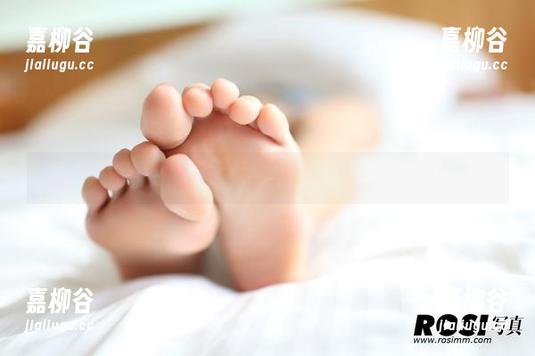 ROSI黑色：下载这个合集，你也能拥有‘黑色’的风格！