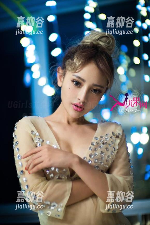 UGirls尤果网-尹菲 UGirls尤果网 - 贴近美的瞬间,尹菲旗袍免费图包,感受那种温暖的氛围!