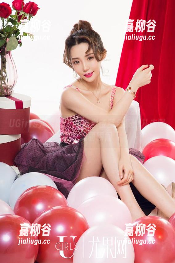 UGirls尤果网 - 谭晓彤镂空全集：从未曝光的美丽瞬间