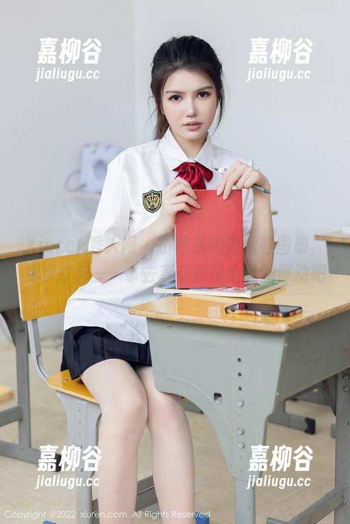 Xiuren秀人网 - 小芭乐的高跟鞋图册，免费打包——拿去享受那份偷偷的悸动吧