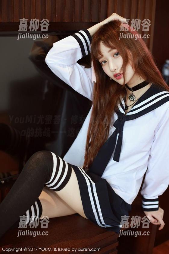 YouMi尤蜜荟 - 修女的优雅与小海臀Rena的挑战——这些美图绝对让你惊艳