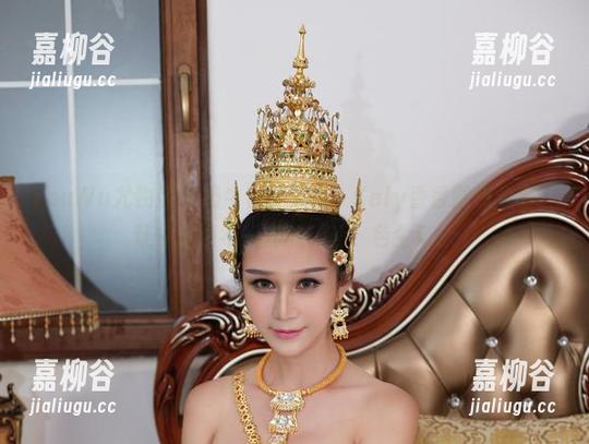 YouWu尤物馆 - 奶牛也要时尚！Kely香香图库分享，让你见识不一样的‘乳’色生活！