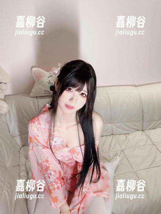 微密圈 - 牛仔裤与十万口草莓粥粥的合奏—图集看得人心痒！