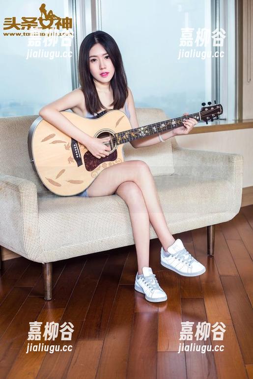 头条女神-松果儿 头条女神 - 松果儿的礼服写真:优雅到让人怀疑她是不是从童话里走出来的合集!