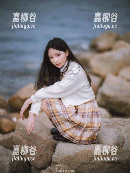 一起品味妍子坚不可摧的美足，绝对值得一看的合集分享！