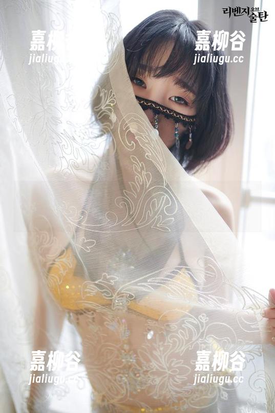 姜仁卿(강인경)与她的红裙定制图集：在每一帧中寻找心跳的节奏