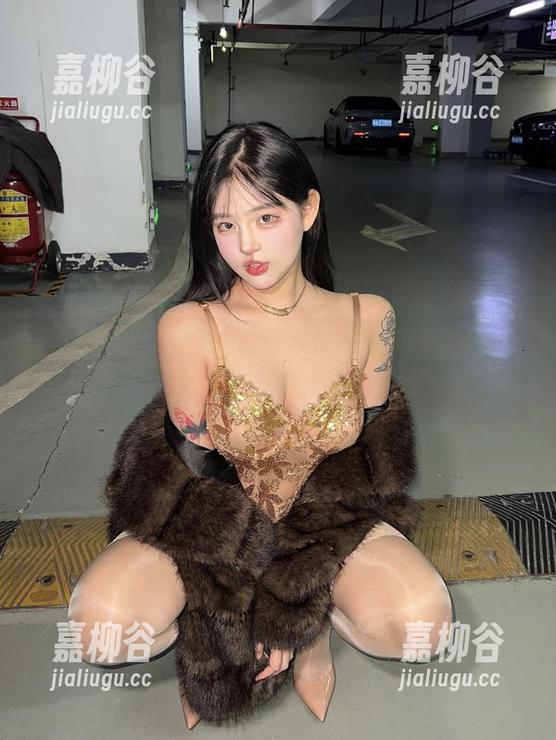 微密圈 - 图库中潜藏的小u优优子花嫁，下载后分享欢乐！