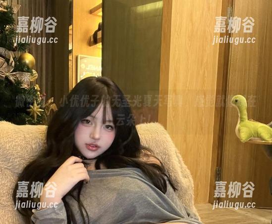 微密圈 - 小优优子的无圣光夏天写真，感觉就像踩在云朵上！