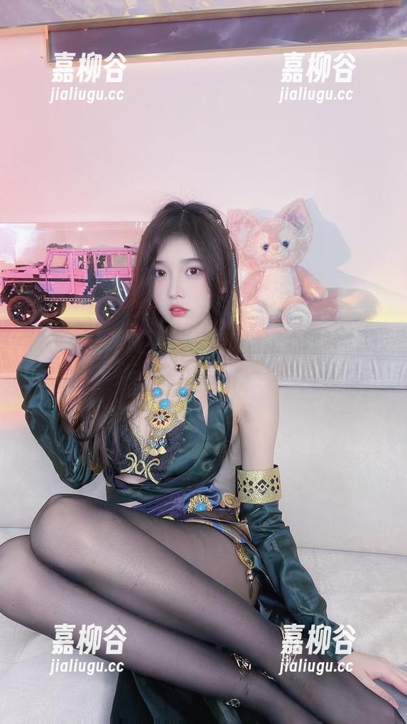 快来在线观赏小小奶瓶儿的甜心图片，真是甜到齁！