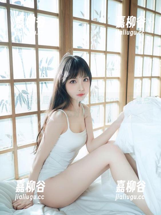 不来点小鹿鹿shika的居家cos，下载点什么好呢？！