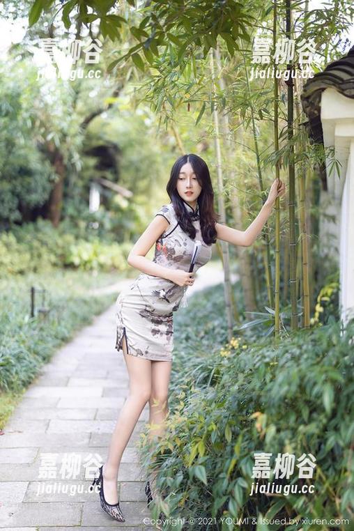 尤蜜荟 - 高清写真集：田冰冰的体操服，仿佛在说‘我不是运动员，我只是太好玩了’！