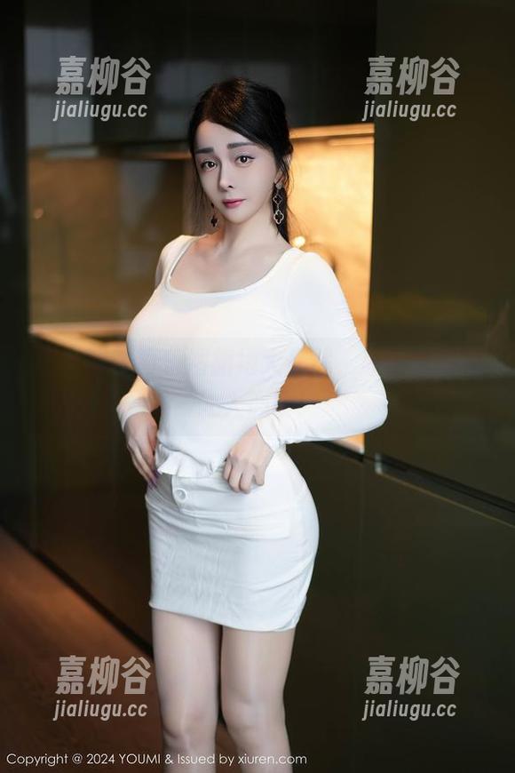 尤蜜荟 - 黄乐然旗袍大作战，原图福利真让人心动！