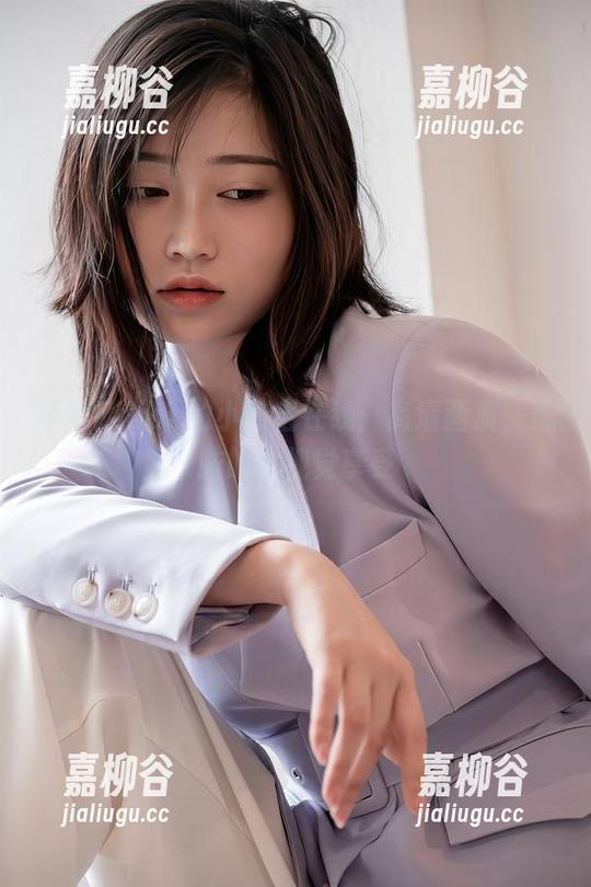 年年Nnian的小豹宝在线：高清画质，洗脑般的视觉享受