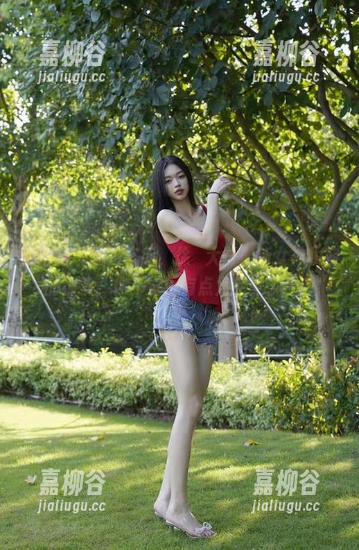 微密圈 - 图片在手，徐珺大哥最新女神妆容的细节，你不觉得有点太完美了吗？