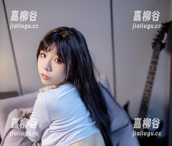 无颜小天使wy 隐秘中的透明兔女郎:无颜小天使wy的私房图集,谁能抗拒这种模糊的吸引?