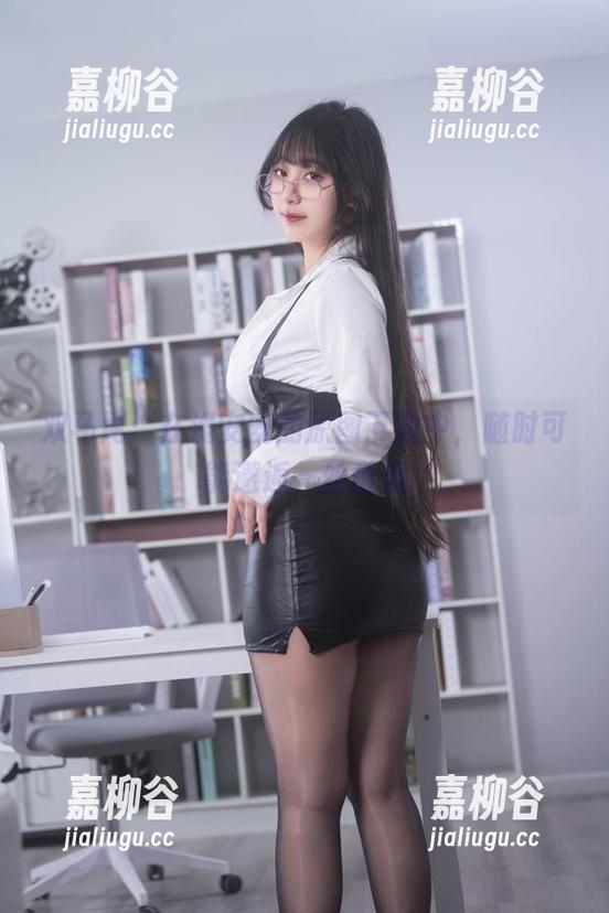 双马尾：在浅安安的原图下载中，随时可能邂逅一丝童趣