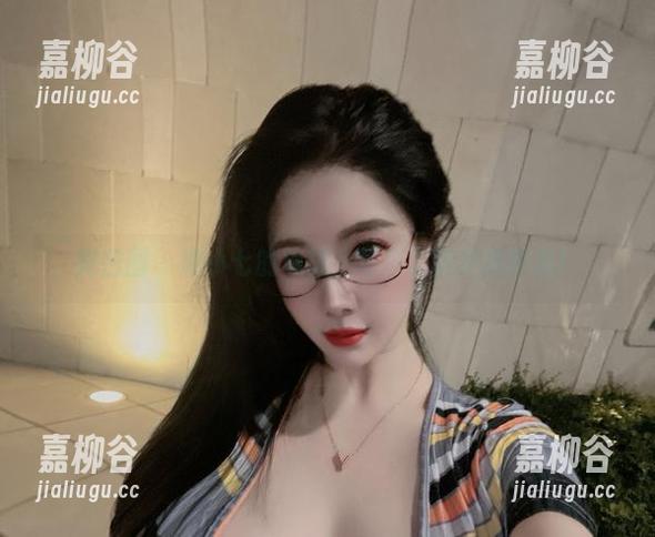 微密圈 - 猪小七的棉袜，写真里的梦游时光！