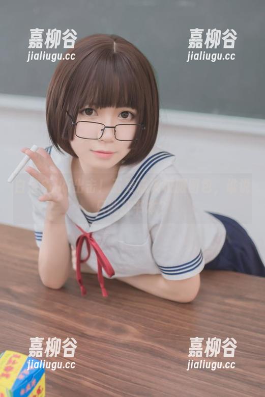 白金Saki出击！五更琉璃校服图包，谁说只能打书本？