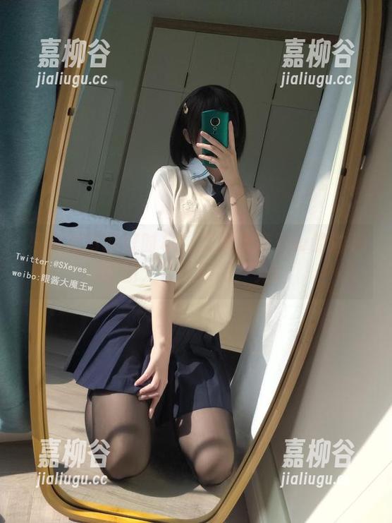 写真流行的好时机！眼酱大魔王w的油亮原图，让人眼前一亮！