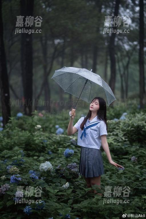 秋山AkI的mirror彩云作品，果然是让人忍不住想扑上去的美丽！