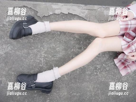 紧急企划 - 小恩在线，明日香写真：看完我忍不住想给她打个电话！