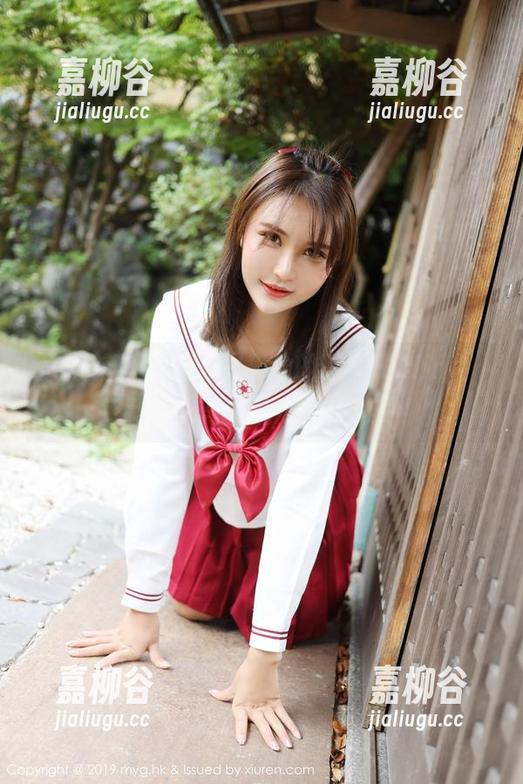 美媛馆 - 在光影间舞动的糯美子Mini，定制丝袜写真让我心绪难平！