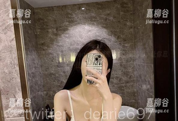 微密圈 - 精选美脚：脸红Dearie那些漫步在云端的脚，让你忍不住想跟着跑！