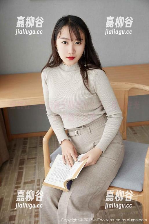 蜜桃社-杏子 蜜桃社 - 直击杏子的居家生活,作品在光影中洒下温暖