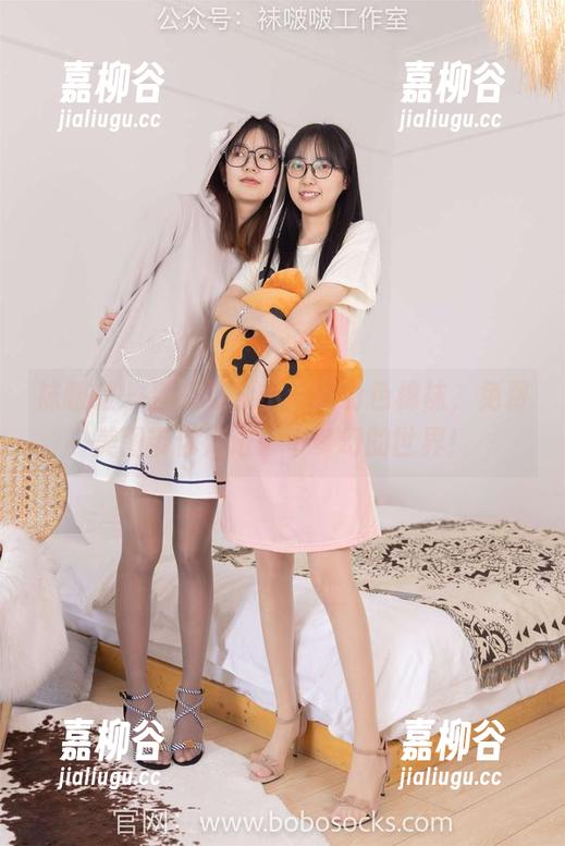 袜啵啵 - 别错过！小沫的粉色棉袜，免费美图带你走进一个梦幻的世界！