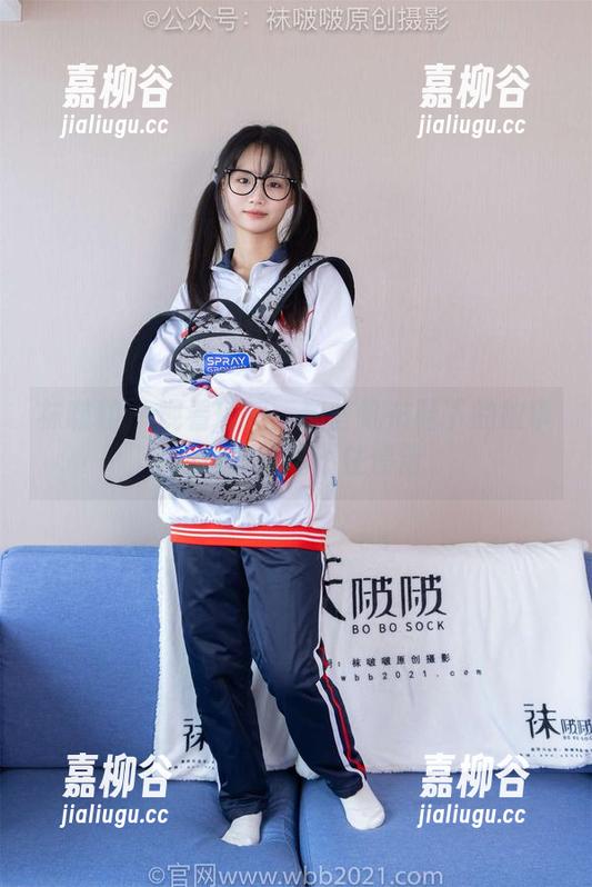 袜啵啵 - 观看瑶瑶：那些帆布鞋下的故事，真让人忍不住停留