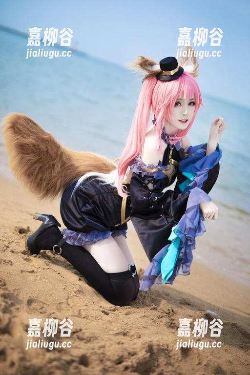 金鱼yui 定制写真:金鱼yui游弋于古米泳装下的柔情岁月!
