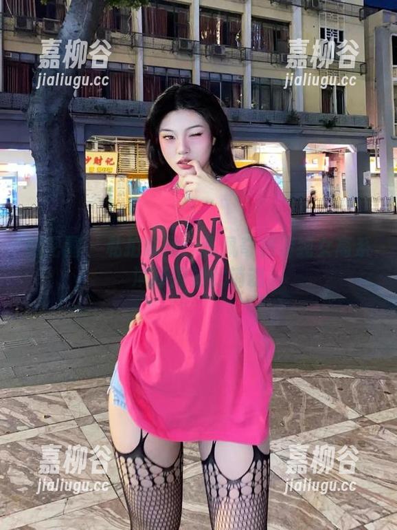 微密圈 - 私拍瞬间：陈佩奇将清纯女高系演绎得如此销魂