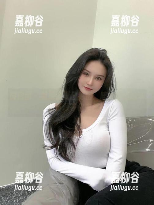 微密圈 - 暗藏的夏日秘密：陈大小姐的丰富资源等你来探！