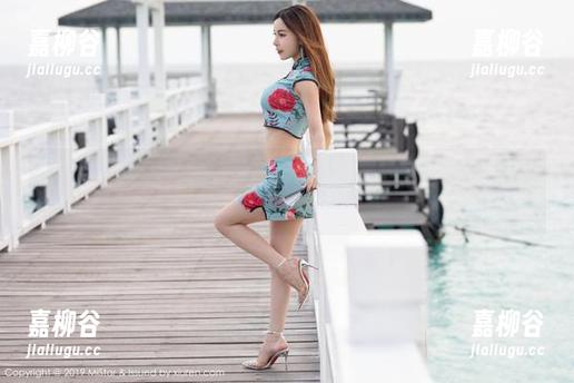 魅妍社 - Angela小热巴黑白写真定制，来领略那些未被发现的美好！