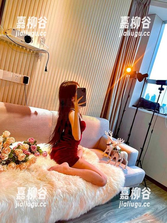 微密圈 - 突然想起的黎允熙baby：姿色风韵的合集分享，恍若时光在此停留